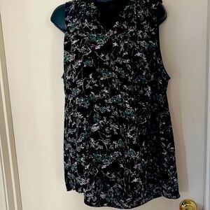 Sleeveless Blouse